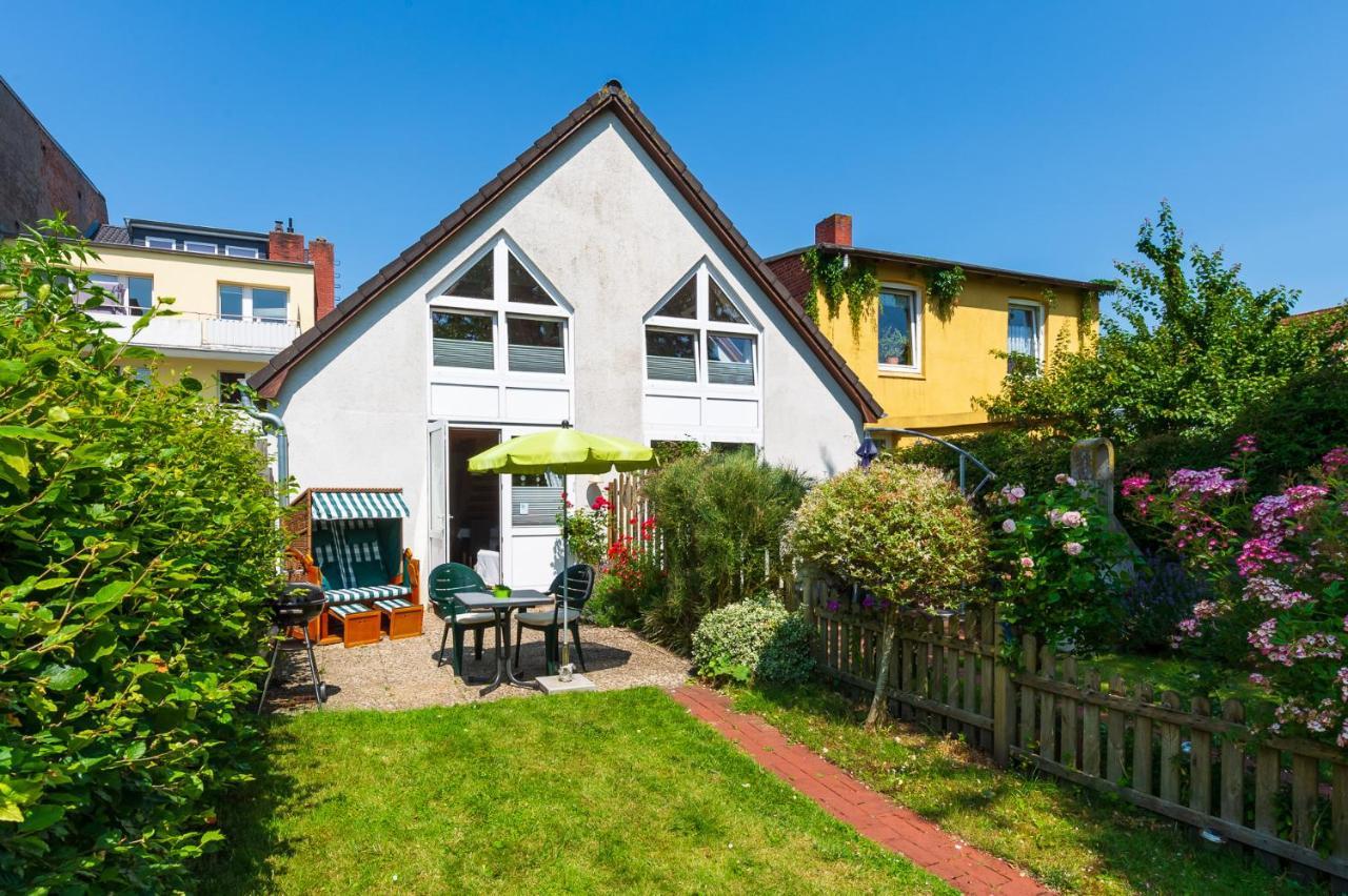 Nordsee-Apartments Hinrichsen ฮูซุม ภายนอก รูปภาพ