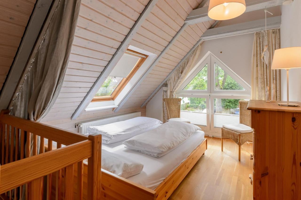 Nordsee-Apartments Hinrichsen ฮูซุม ภายนอก รูปภาพ