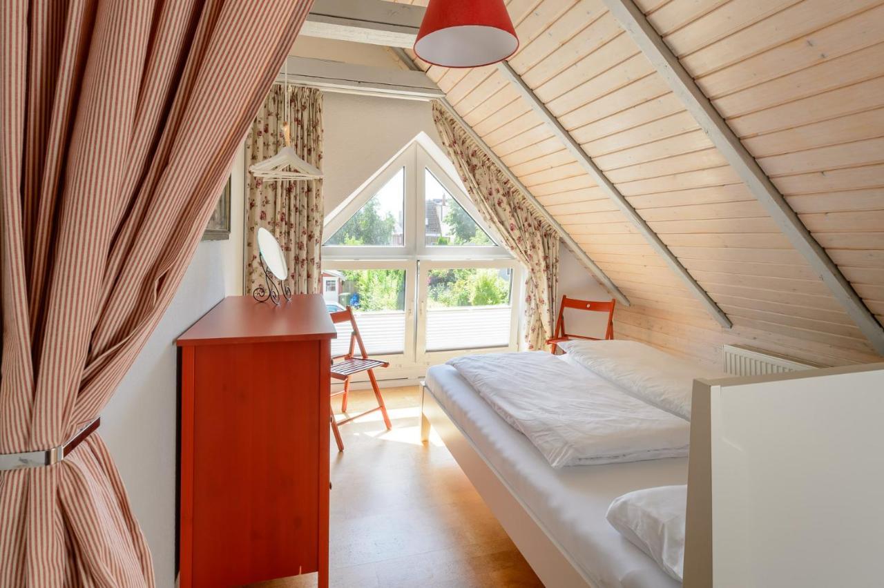 Nordsee-Apartments Hinrichsen ฮูซุม ภายนอก รูปภาพ