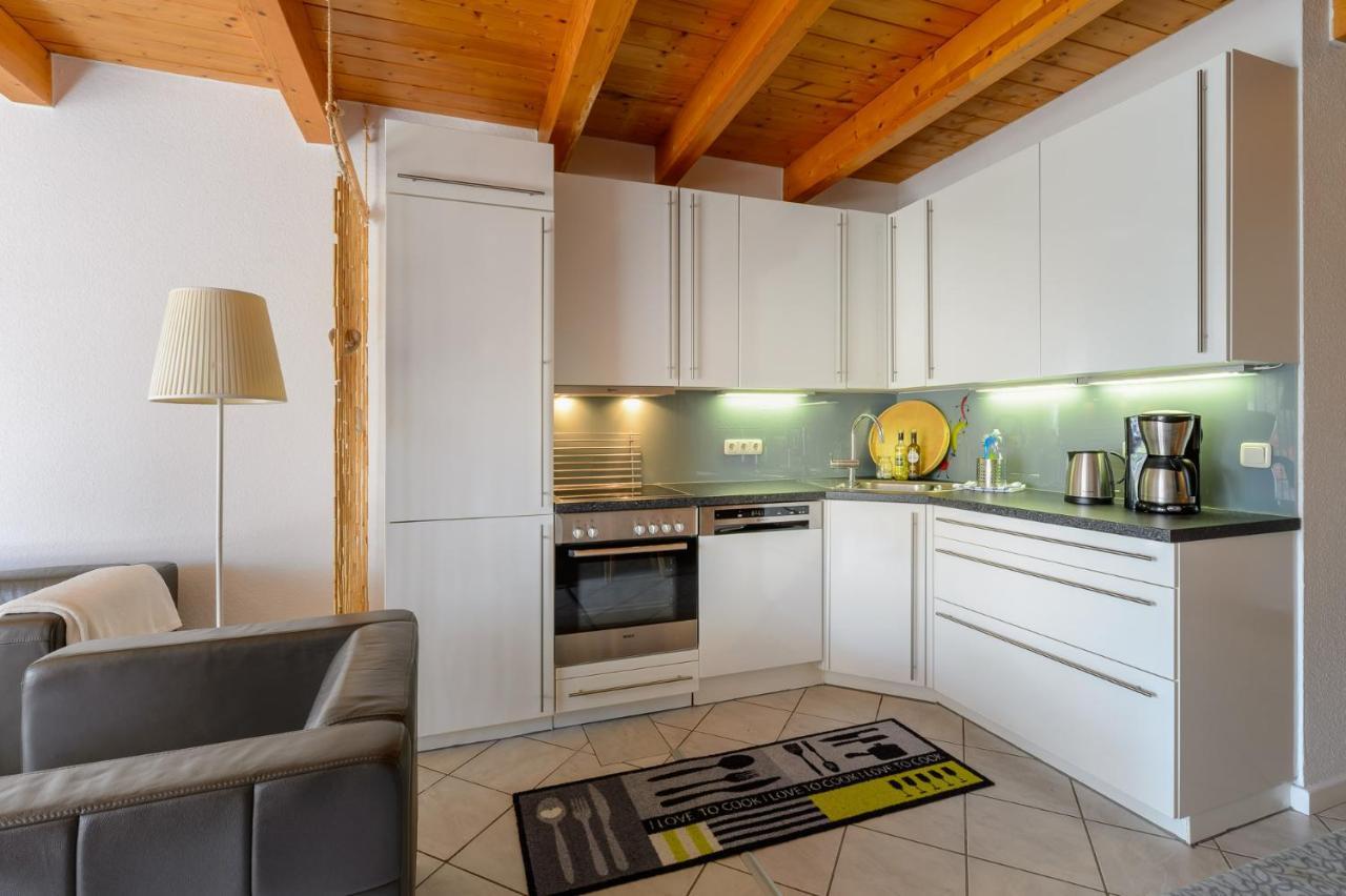 Nordsee-Apartments Hinrichsen ฮูซุม ภายนอก รูปภาพ